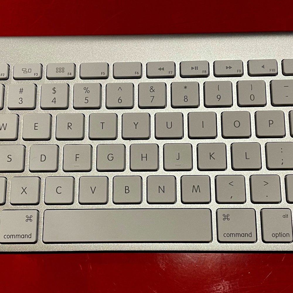 Apple Wireless Keyboard